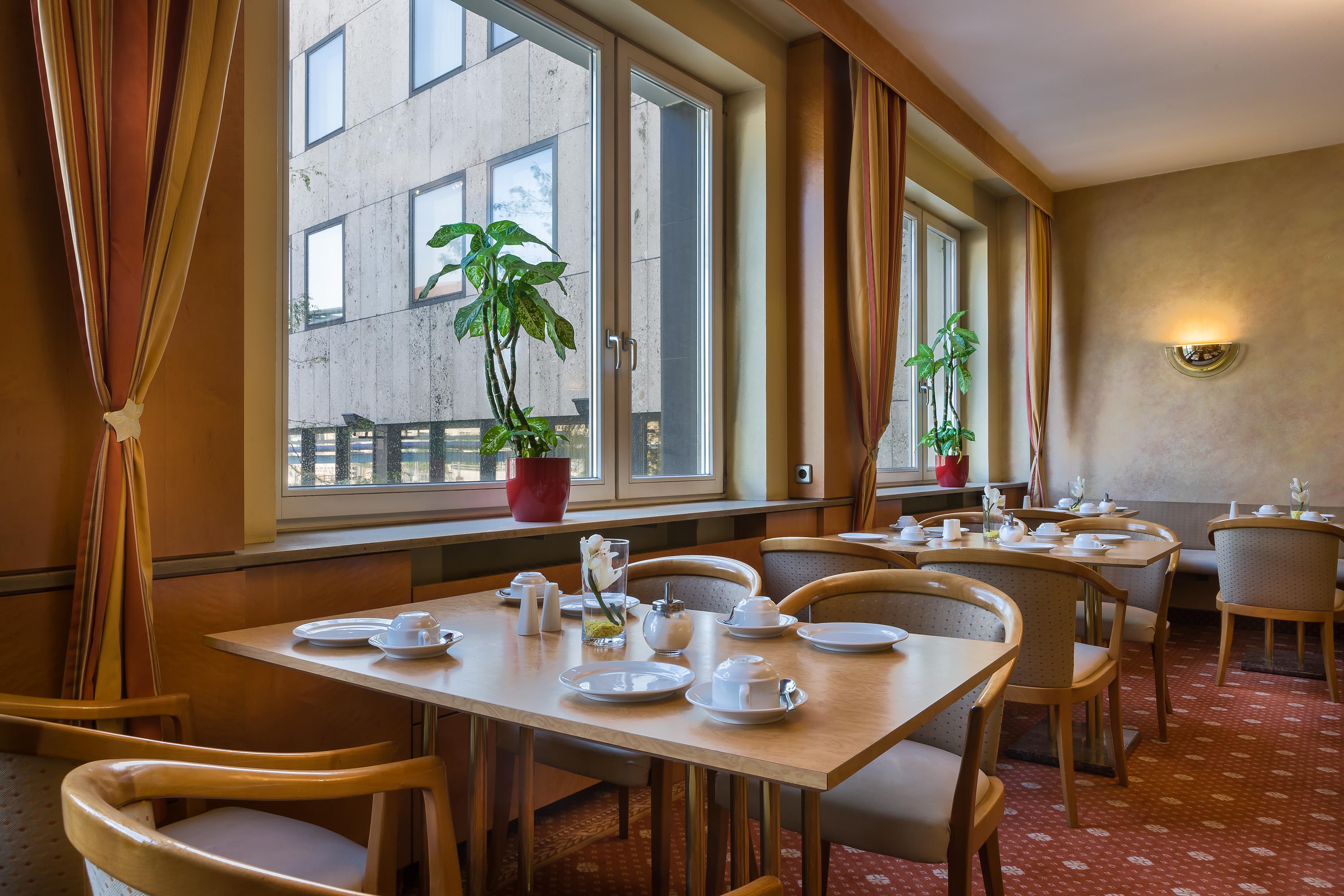 Hotel Rieker Hauptbahnhof Stuttgart