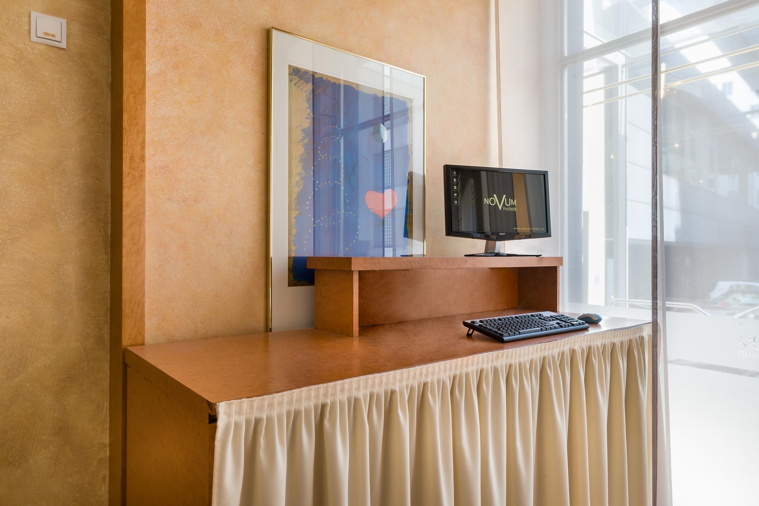 Rieker Hauptbahnhof Hotel 3*