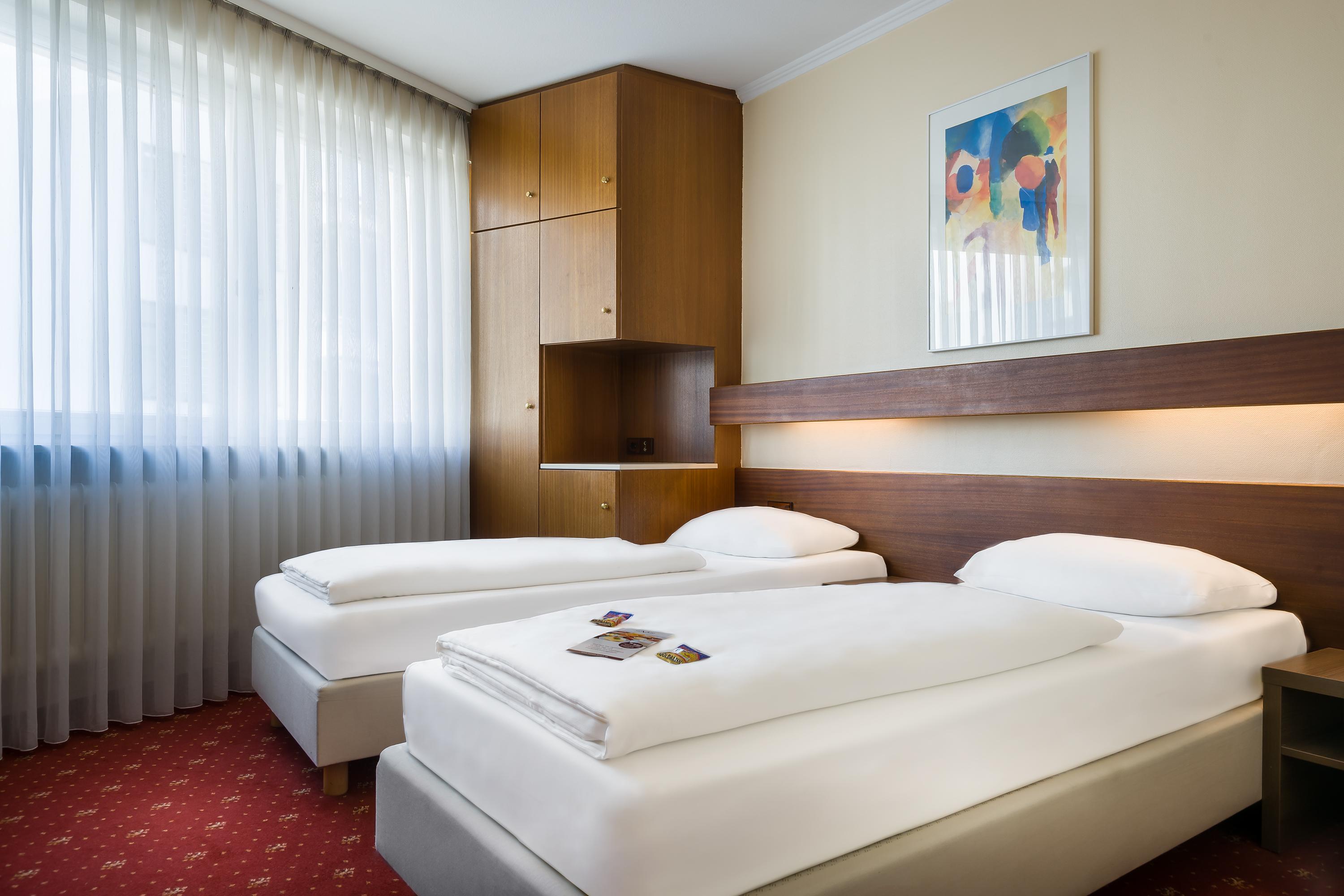 Rieker Hauptbahnhof 3*斯图加特